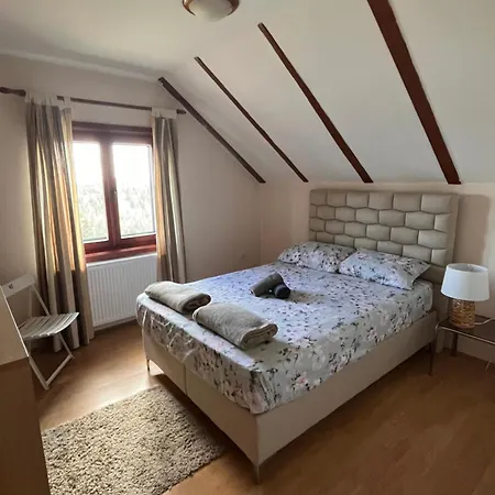Holiday home Tarska - Vera
